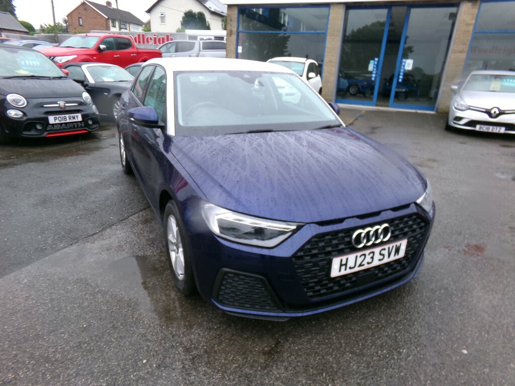 Audi A1 1.0 Tfsi 30 Technik Sportback Eu  #3