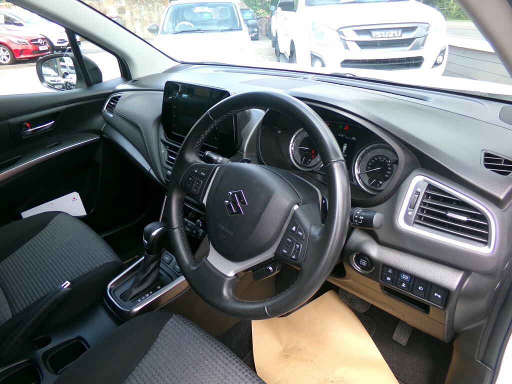 Suzuki S Cross 1.5 Hybrid Motion  #16