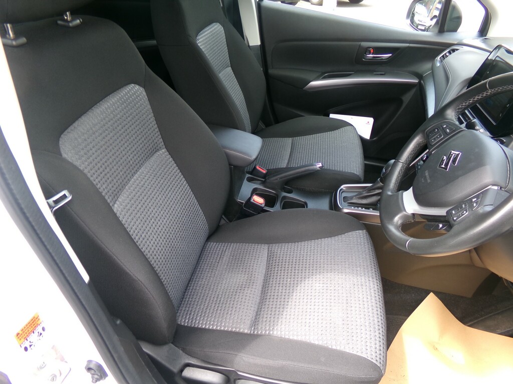 Suzuki S Cross 1.5 Hybrid Motion  #17