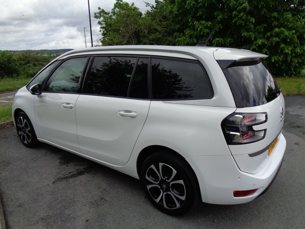 Citroen Grand C4 SpaceTourer 1.2 Puretech Flair White #4