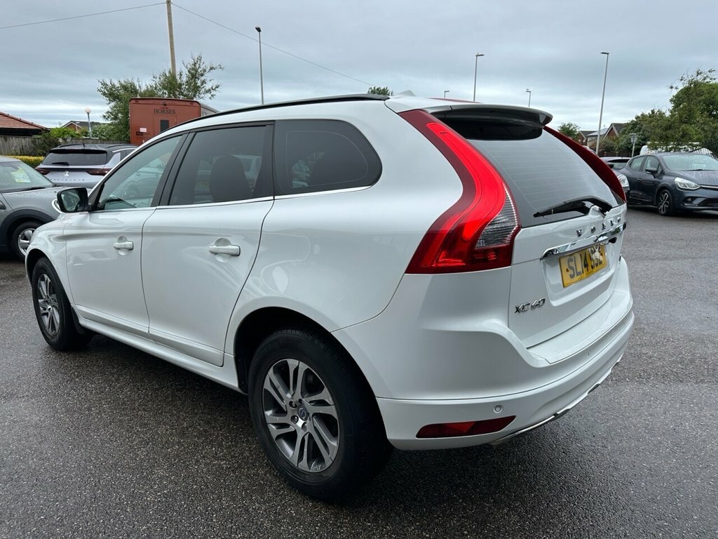 Volvo XC60 2014 2.4 D4 Se Suv Geartronic Awd Euro SL14SSZ White #5