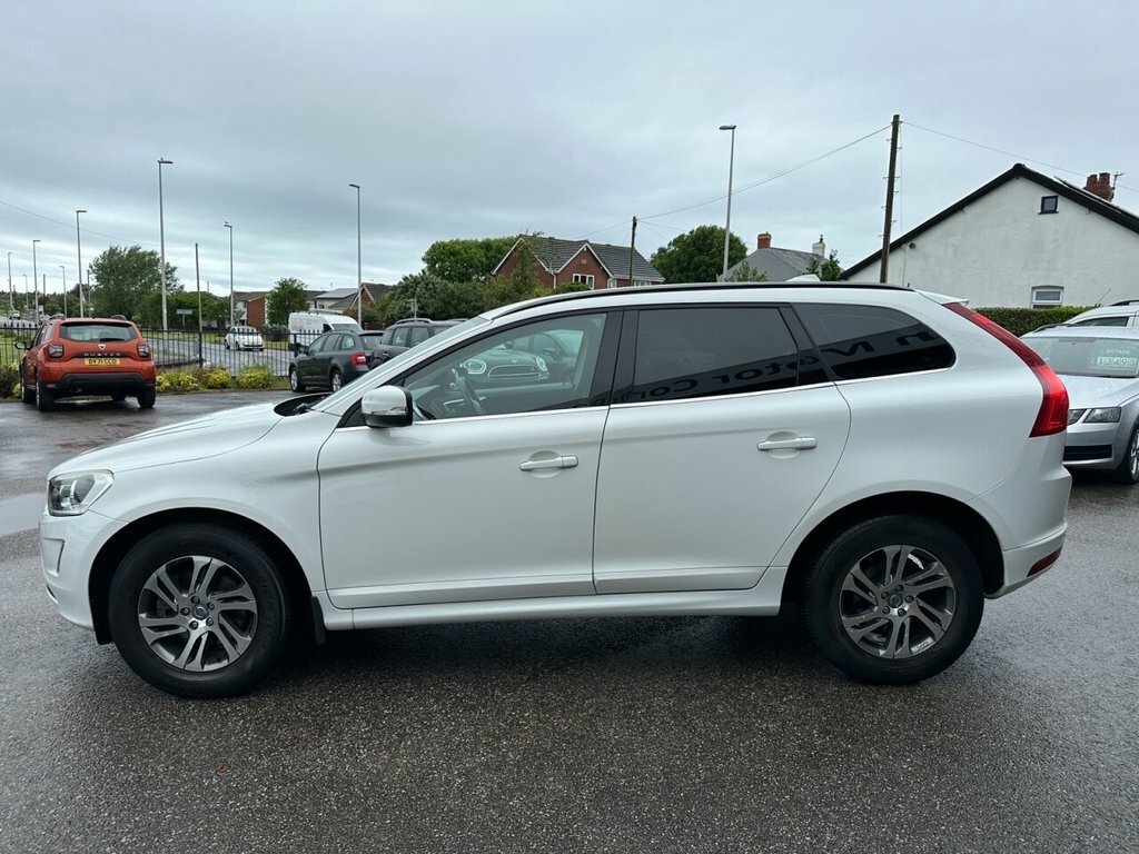 Volvo XC60 2014 2.4 D4 Se Suv Geartronic Awd Euro SL14SSZ White #4