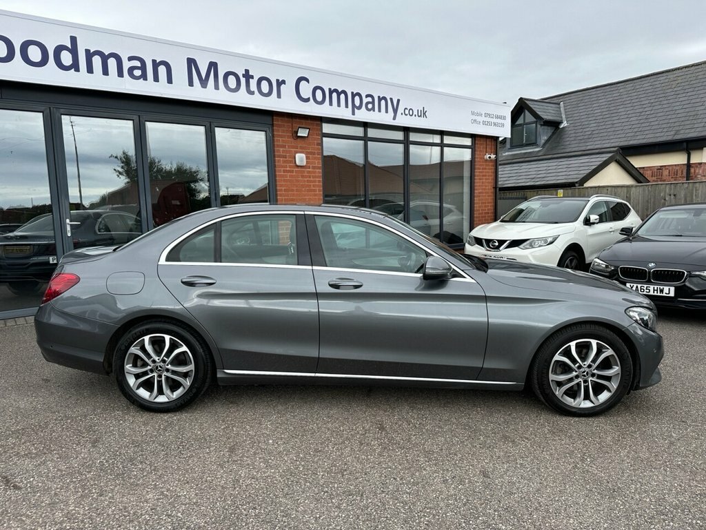 Mercedes-Benz C Class   #8