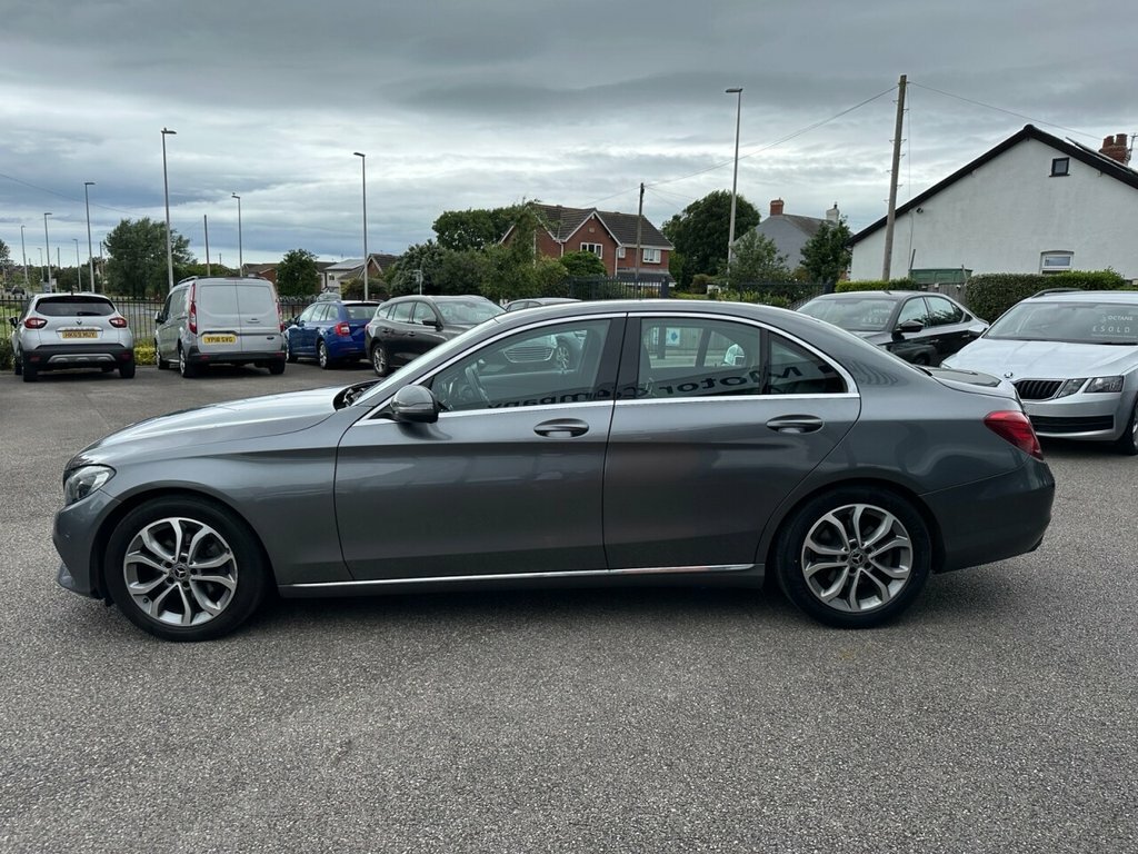 Mercedes-Benz C Class   #4