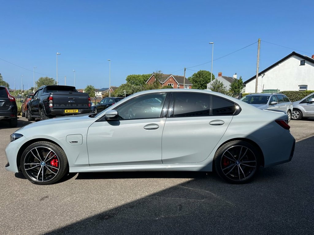 BMW 3 Series 2018 68 2.0 #4