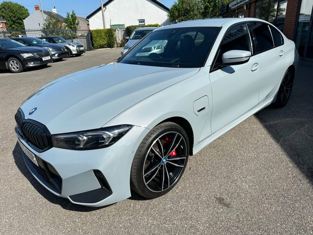 BMW 3 Series 2018 68 2.0 #3