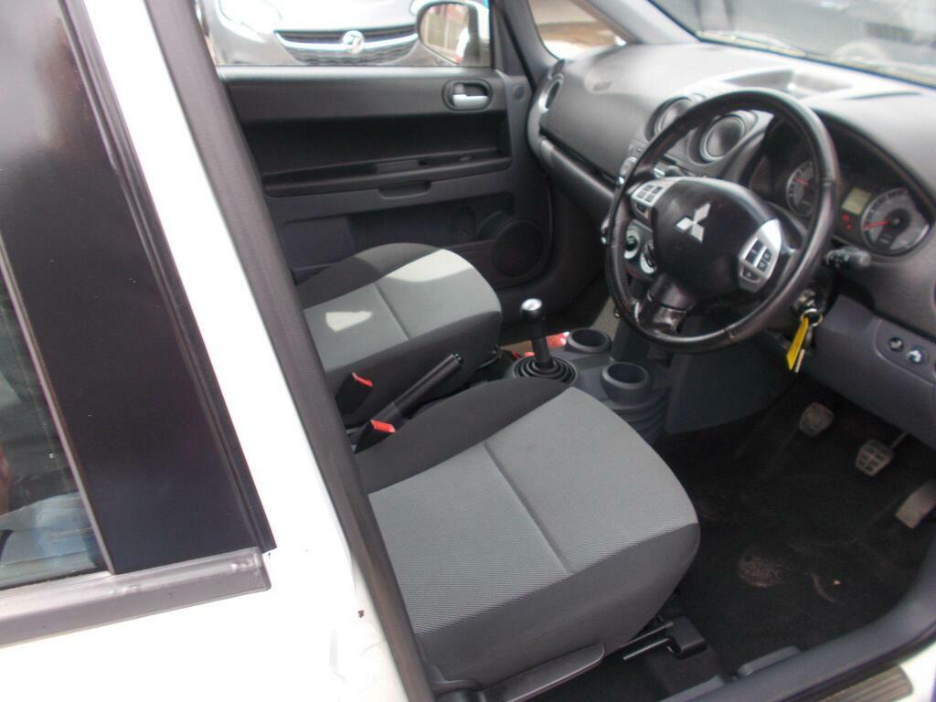 Mitsubishi Colt Hatchback Blue #10
