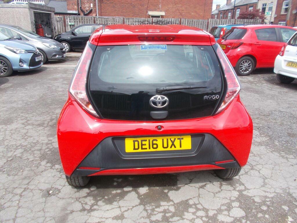 Toyota Aygo 1.0 Vvt-i X Euro 5 Red #6
