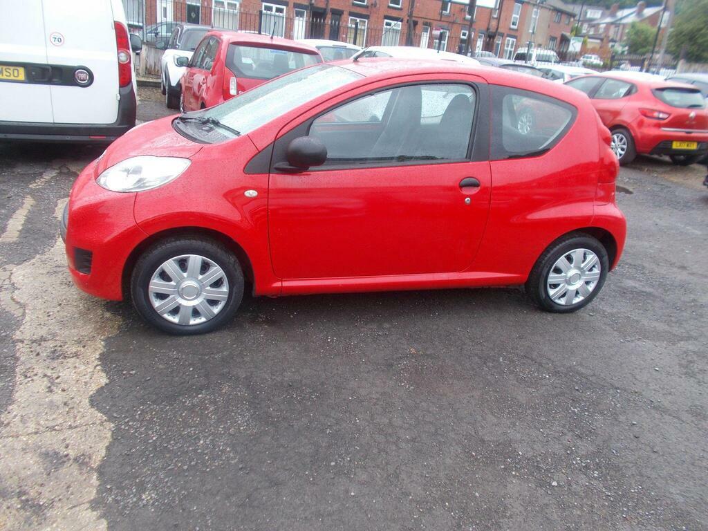 Peugeot 107 1.0 12V Urban Lite Euro 4 Red #4