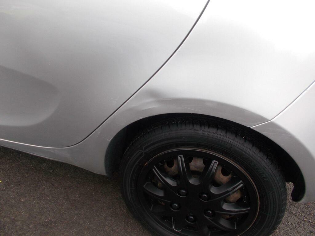 Chrysler Ypsilon 1.2 Silver Euro 6 Silver #6