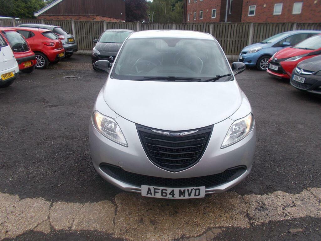 Chrysler Ypsilon 1.2 Silver Euro 6 Silver #2