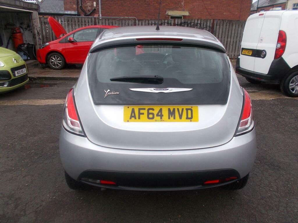 Chrysler Ypsilon 1.2 Se Euro 5 Ss Black #8