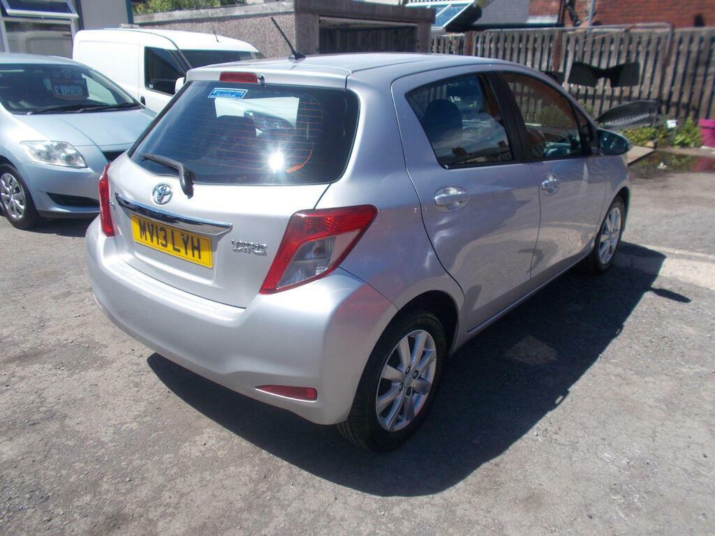 Toyota Yaris Tr Red #7