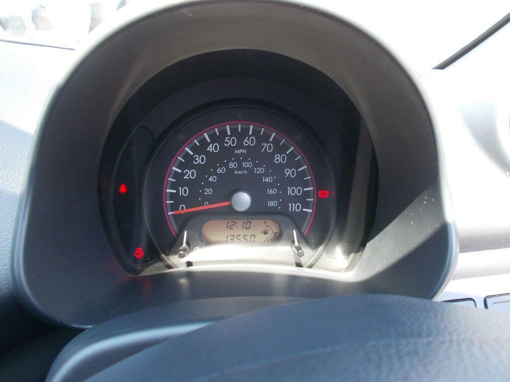Nissan Pixo 1.0 N-tec 67 Bhp White #13