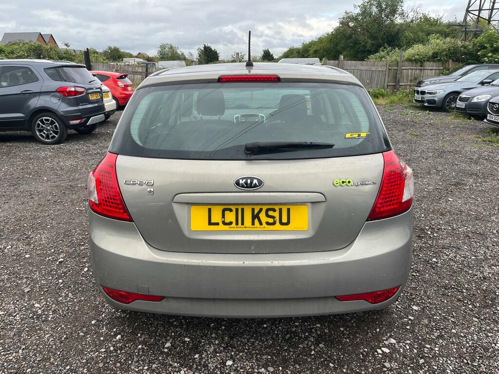 Kia Ceed 2 Silver #4