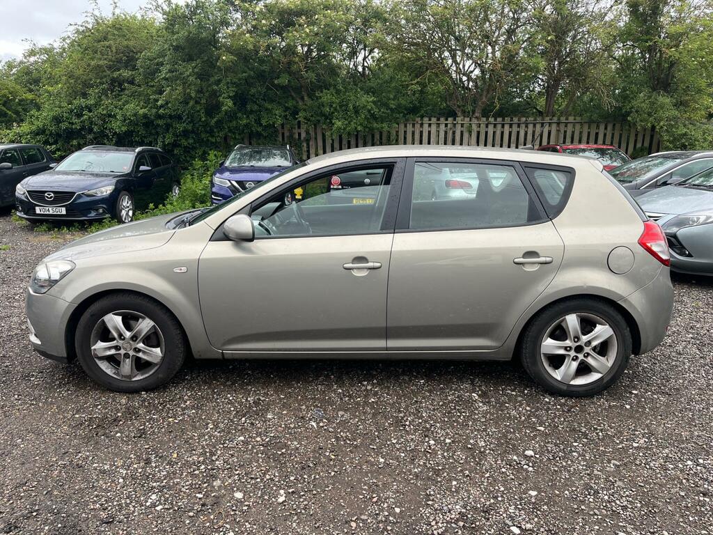 Kia Ceed 2 Silver #6