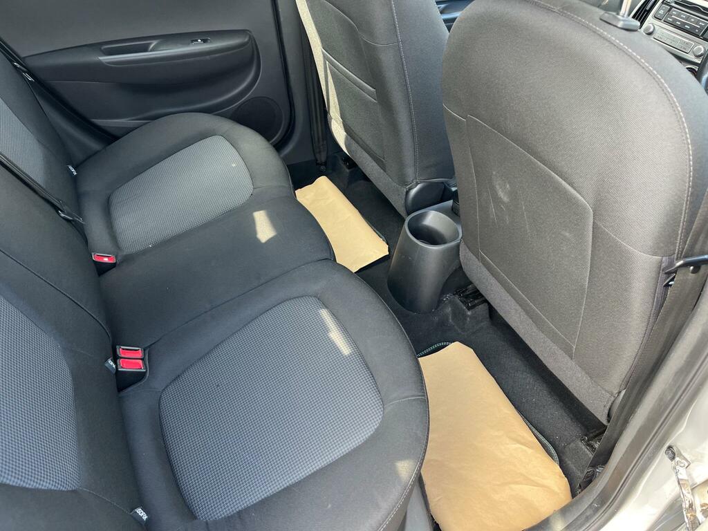 Hyundai I20 1.2 Classic Euro 5 Silver #11