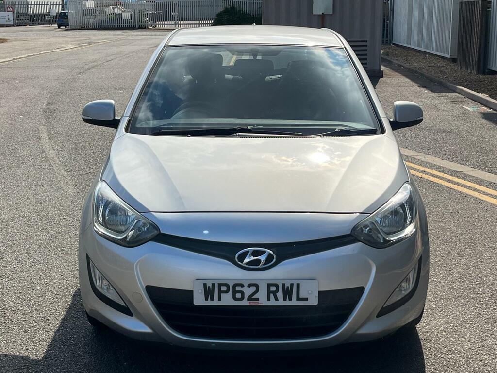 Hyundai I20 1.2 Classic Euro 5 Silver #33