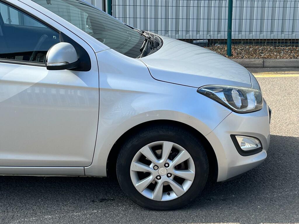 Hyundai I20 1.2 Classic Euro 5 Silver #20