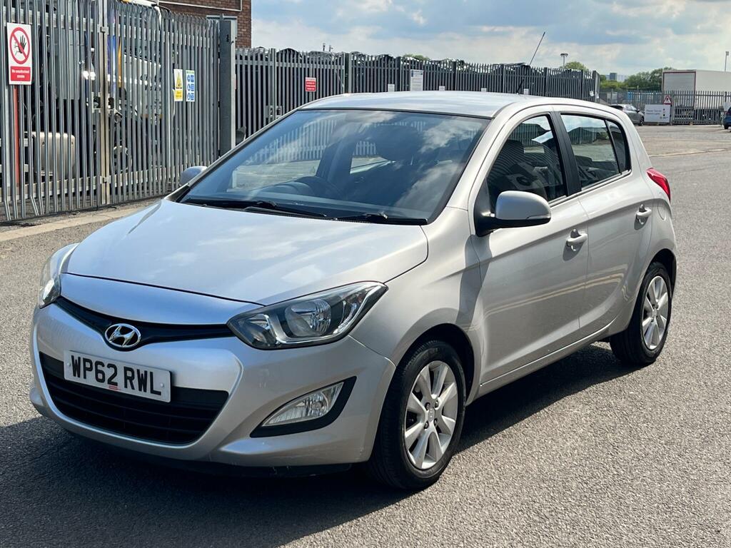 Hyundai I20 1.2 Classic Euro 5 Silver #31