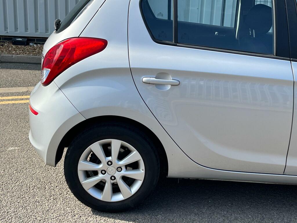 Hyundai I20 1.2 Classic Euro 5 Silver #22