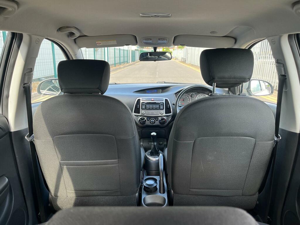 Hyundai I20 1.2 Classic Euro 5 Silver #13