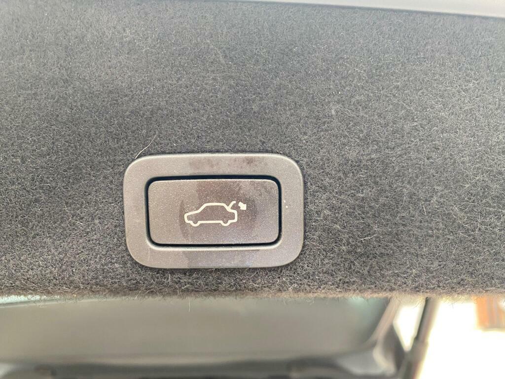 Volvo XC60 2.0 T5 Se Nav 240 Bhp Black #10