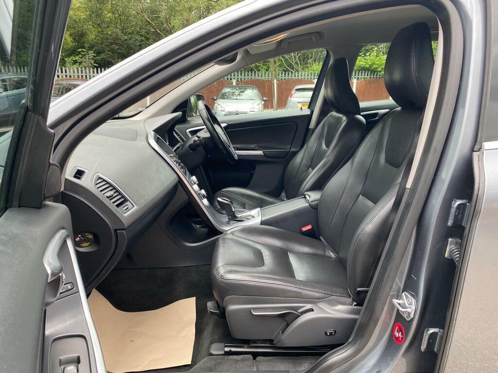 Volvo XC60 2.0 T5 Se Nav 240 Bhp Black #7