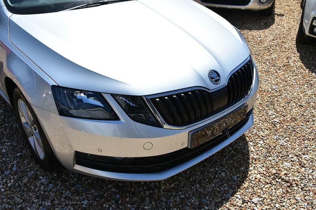 Skoda Octavia 2.0 Tdi Se Technology Euro 6 Ss Silver #4