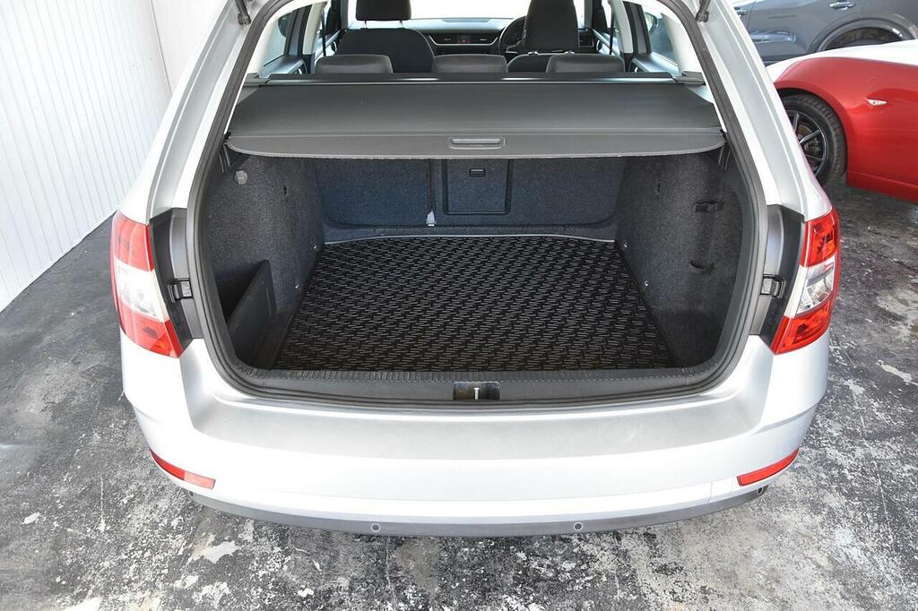 Skoda Octavia 2.0 Tdi Crvrs Grey #24