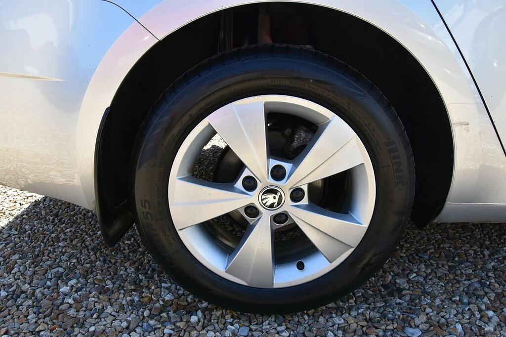 Skoda Octavia 2.0 Tdi Crvrs Grey #12