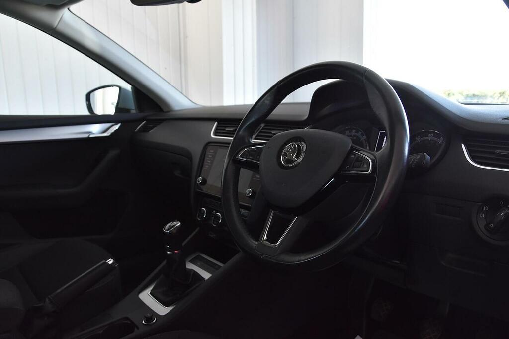 Skoda Octavia 2.0 Tdi Crvrs Grey #16