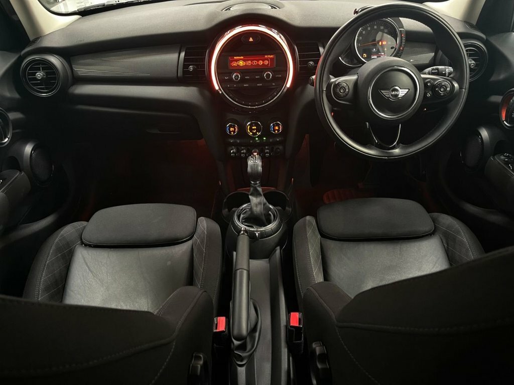 Mini Hatch 1.5L Cooper DA16WEF White #2