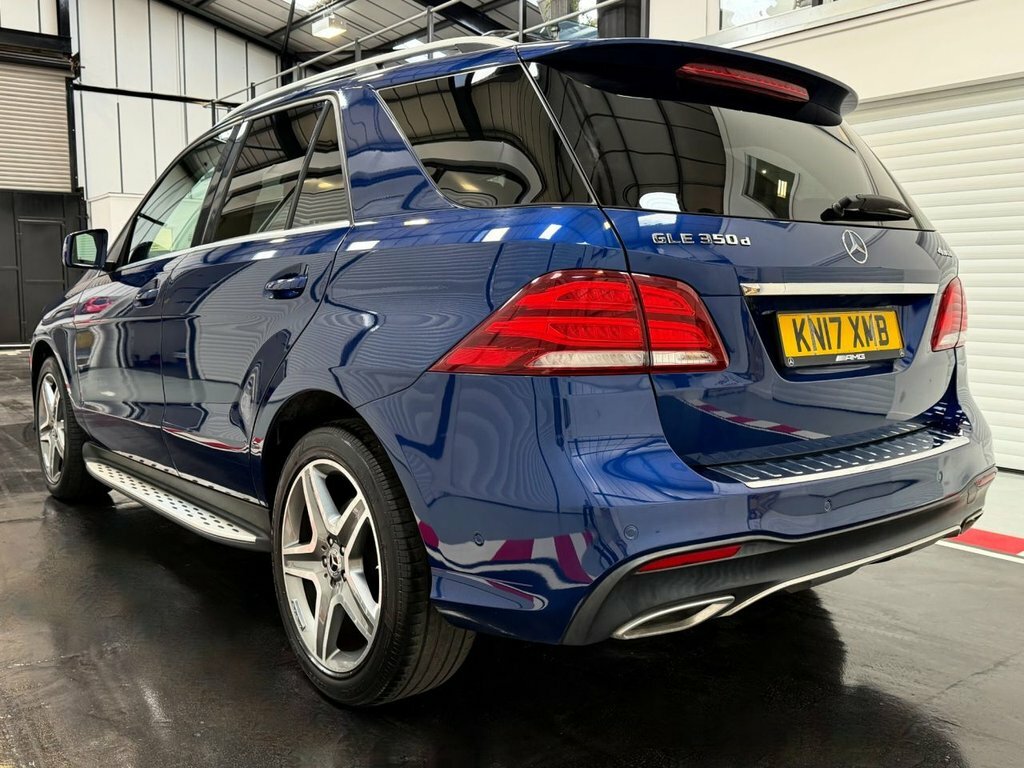 Mercedes-Benz GLE Class 3L Amg Line Blue #2