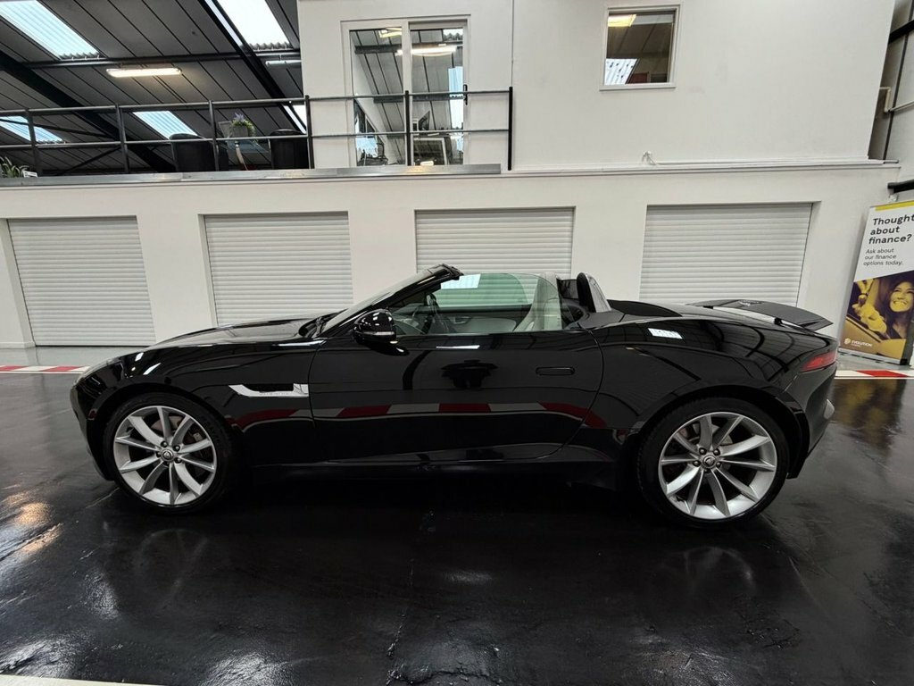 Jaguar F-Type V6 S Silver #14