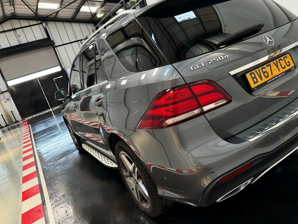 Mercedes-Benz GLE Class Amg Black #30