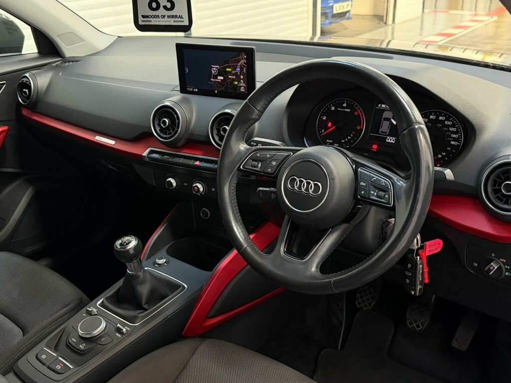 Audi Q2 1.6L Sport Grey #4