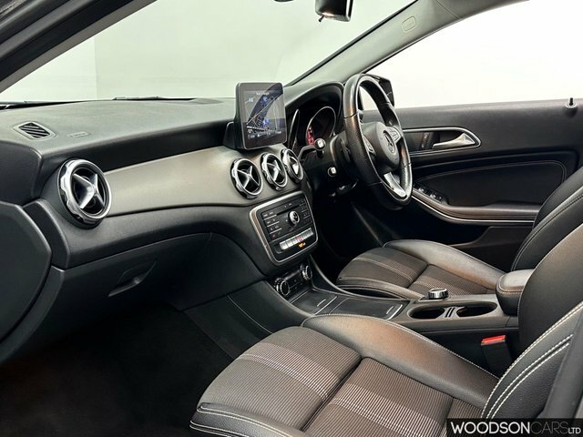 Mercedes-Benz GLA Class 2018 1.6 Gla180 Urban Edition Suv 7G-dc RF68KPO Grey #3