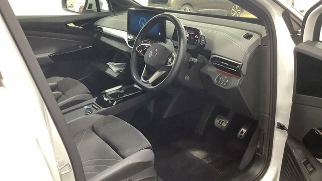 Volkswagen ID.5 2023 Pro 77Kwh Tech Suv 174 Ps White #3