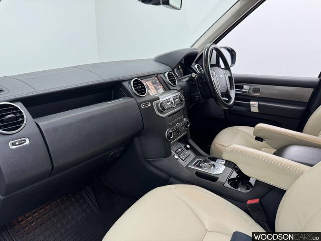 Land Rover Discovery 4 2014 3.0 Sd V6 Hse Suv 4Wd Euro 5 White #3