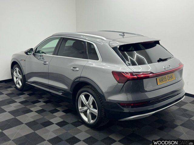 Audi E-tron 2019 55 Suv Quattro 95Kwh 408 P Grey #2