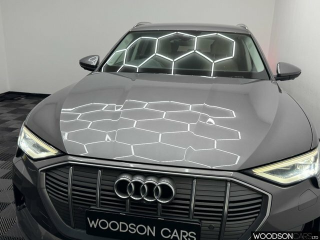 Audi E-tron Quattro Base Grey #41