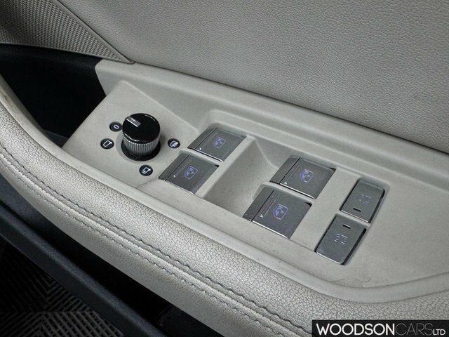 Audi E-tron Quattro Base Grey #27