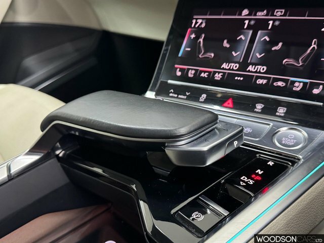Audi E-tron Quattro Base Grey #38