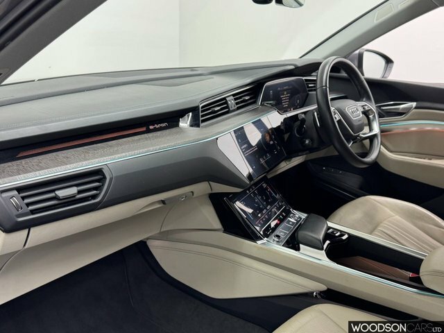 Audi E-tron 2019 55 Suv Quattro 95Kwh 408 P Grey #3