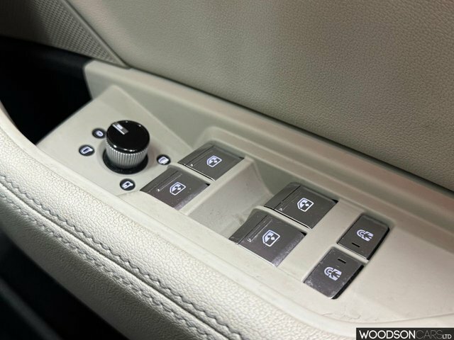 Audi E-tron Quattro Base Grey #34
