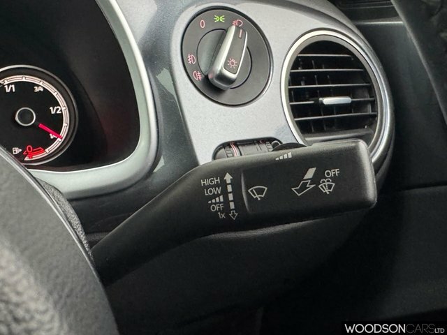 Volkswagen Beetle Beetle Design Tsi Bluemotion Technology Black #19