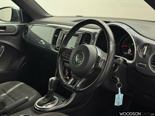 Volkswagen Beetle Beetle Design Tsi Bluemotion Technology Black #13