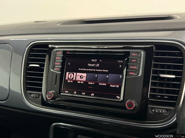 Volkswagen Beetle Beetle Design Tsi Bluemotion Technology Black #9