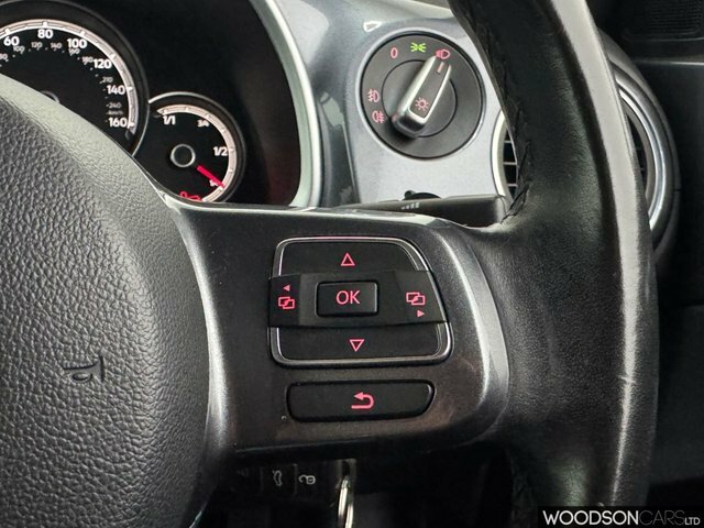 Volkswagen Beetle Beetle Design Tsi Bluemotion Technology Black #17